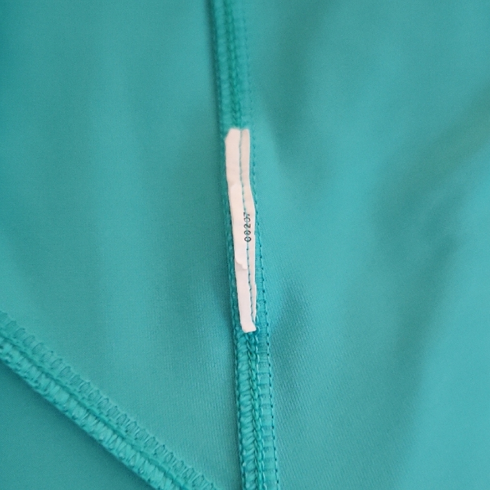 Under Armour Aqua Blue Tank Top - Picture 7 of 7